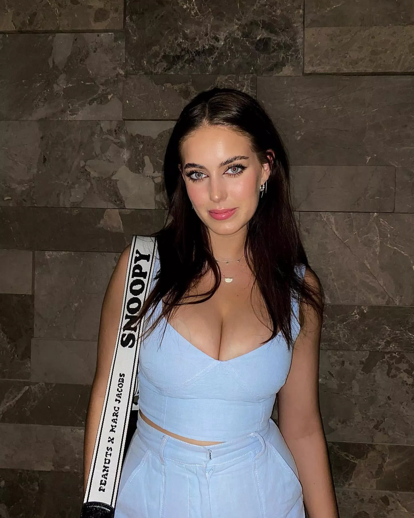 Too hot to handle 😩 posted by Civil-Title6178