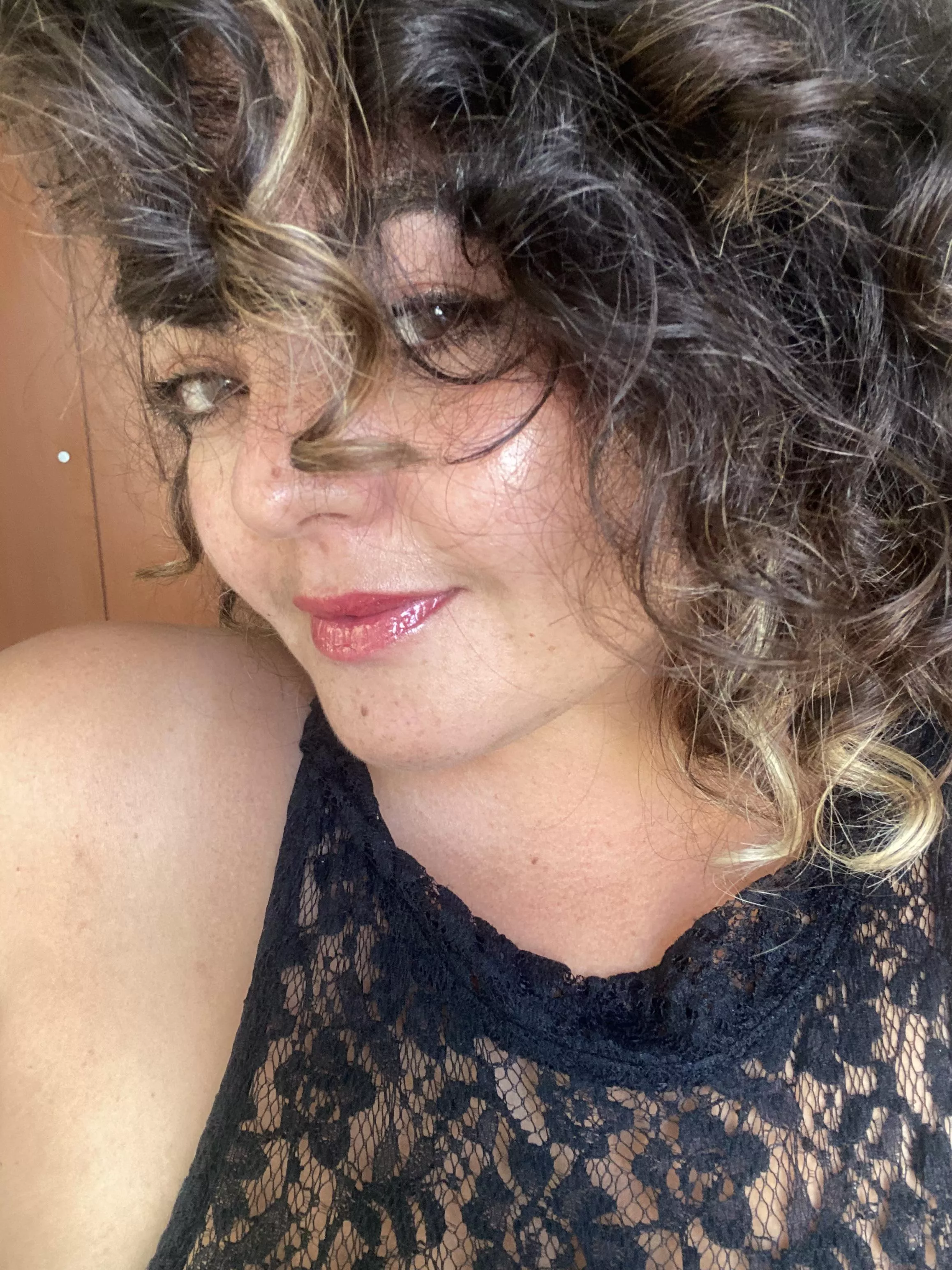 Yes, yes I am looking at YOU 🫵🏼 posted by aphroditezeries