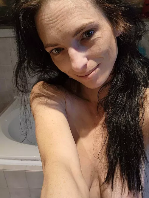 Bath time, who wants to help ;) by northernmilf0