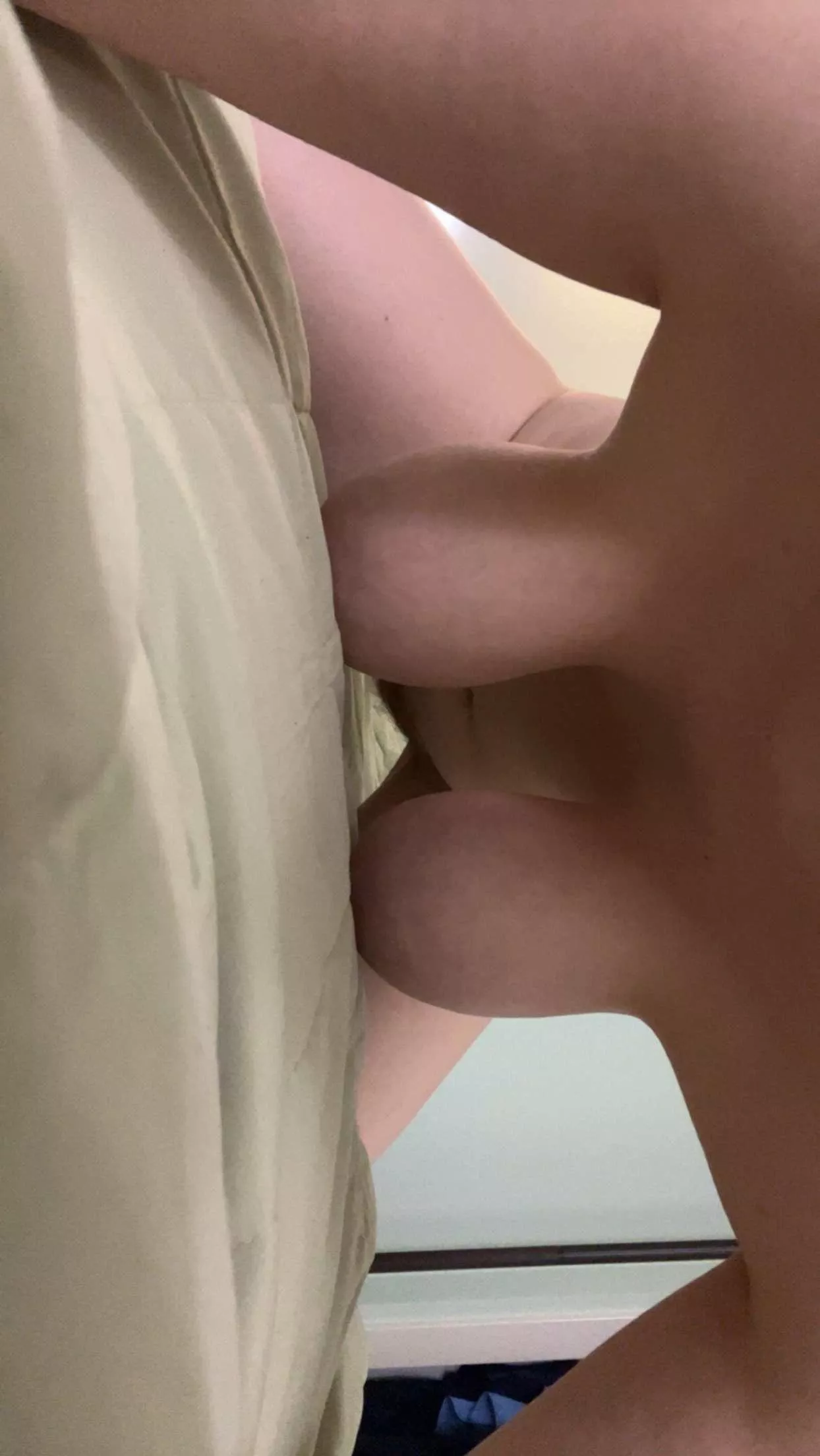 Boobs hitting the bed! posted by Tributethrowawa