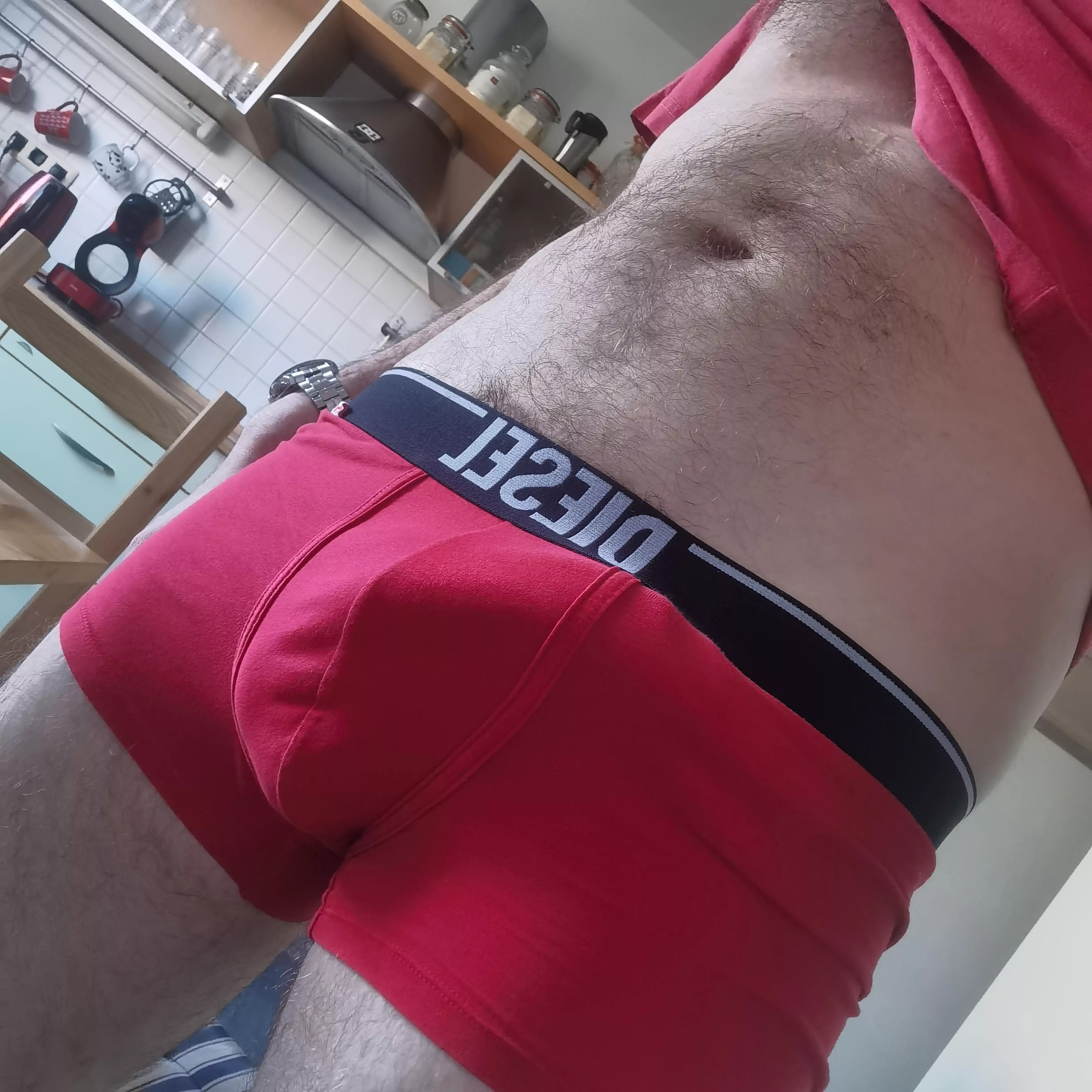 bulging sunday.... posted by thirdattempt77
