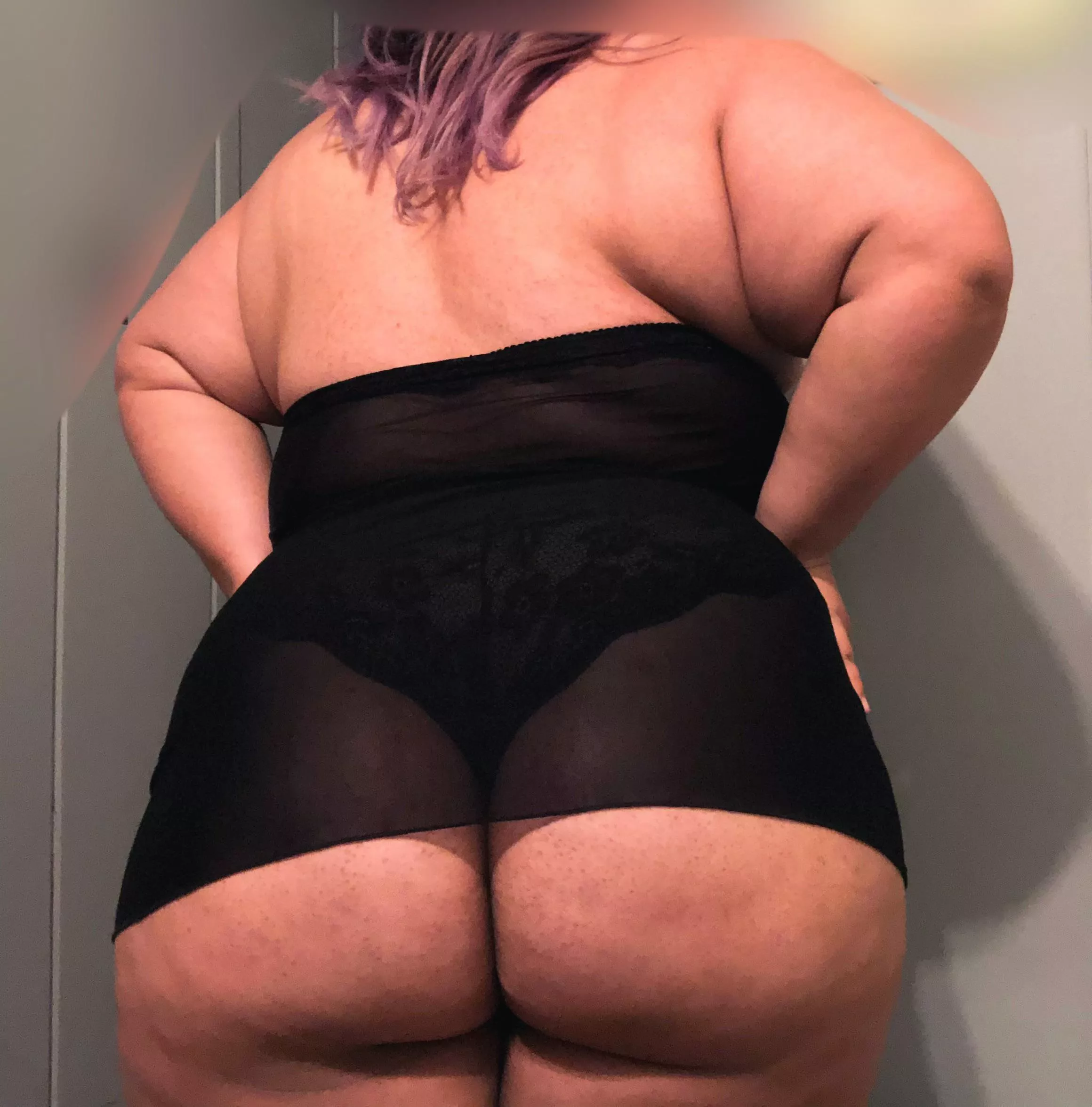 Cheeky 💕🍑 posted by gorditachica666