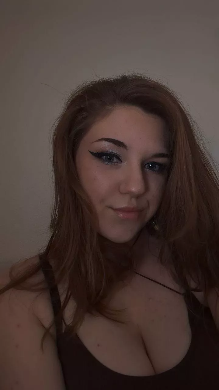 Come here and enjoy fucking my sexy body posted by SerpentineBounds