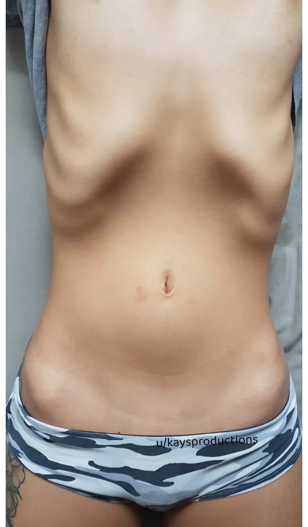 Cover me with more hickeys 💋 posted by kaysproductions