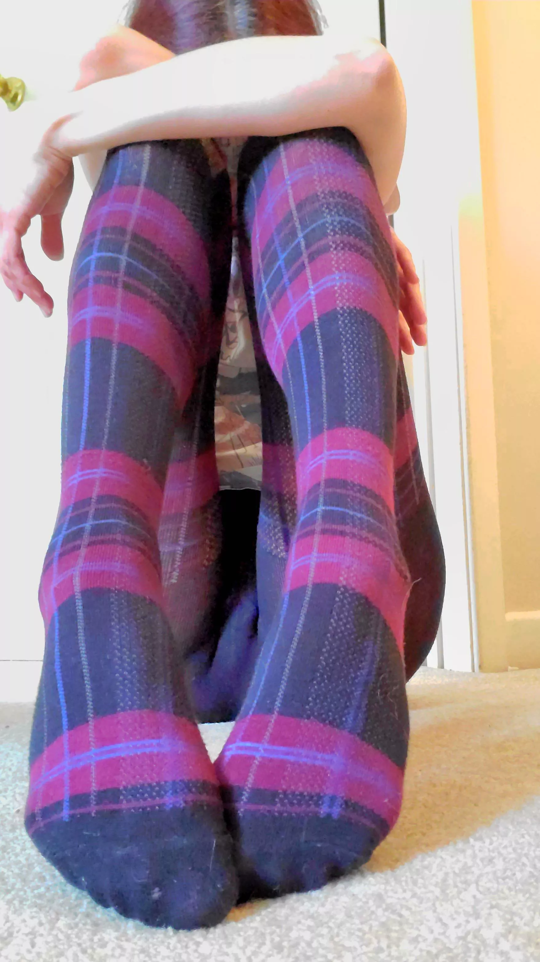 Cozy plaid posted by popruzhinka