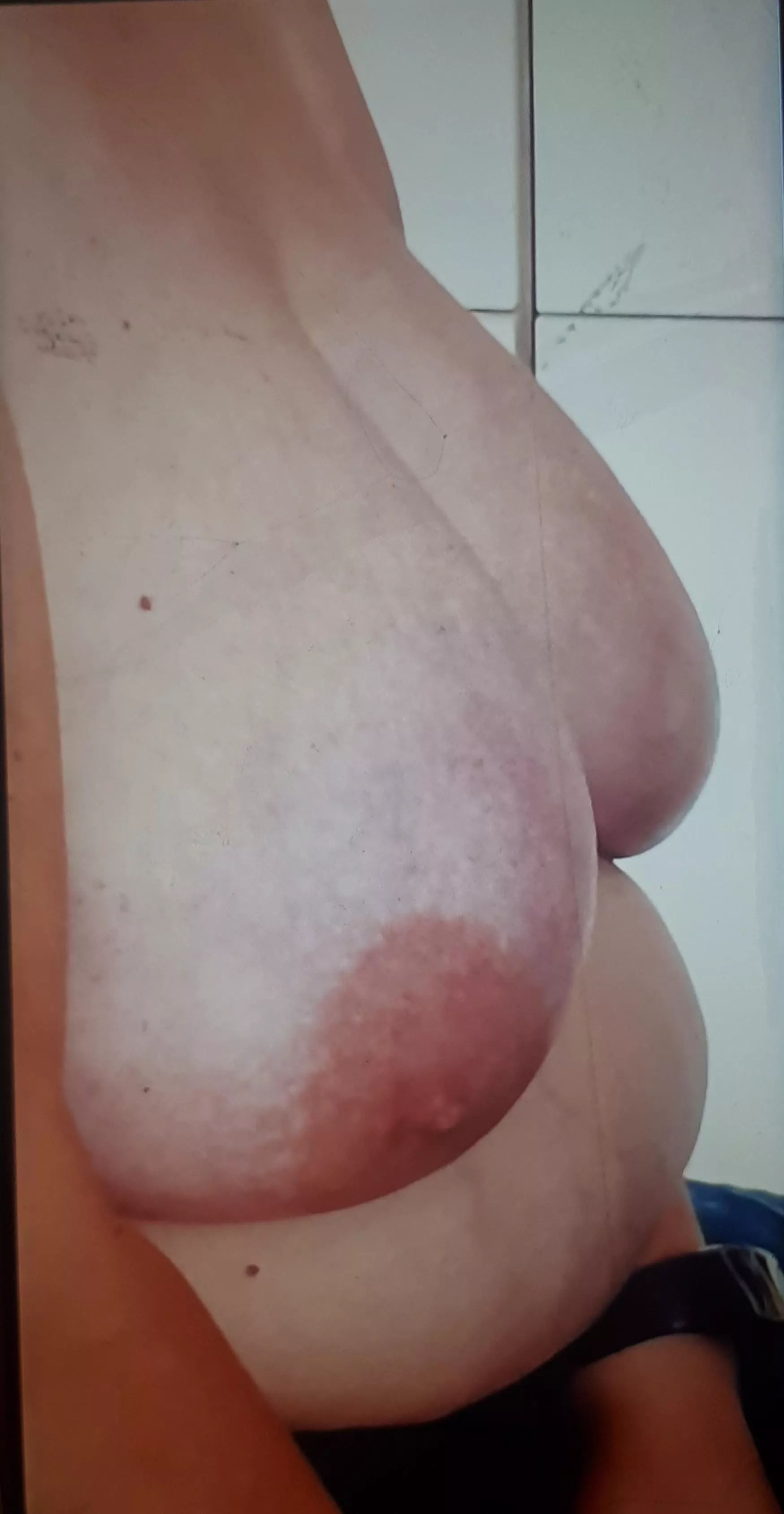 Cumslut Mom posted by Extra-Difference3201