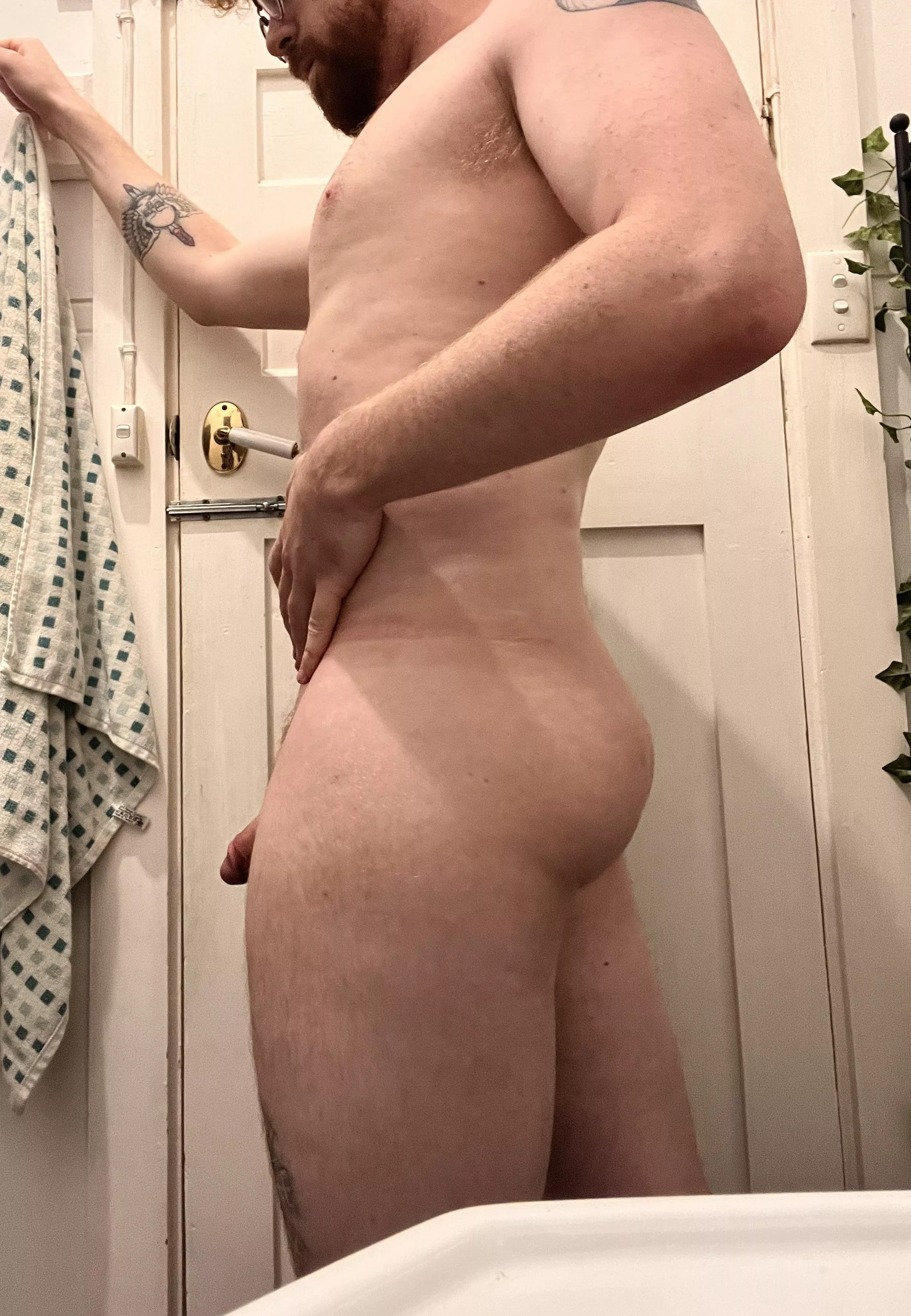 Curious to hear the consensus on guys with jiggly bums? posted by papiginge