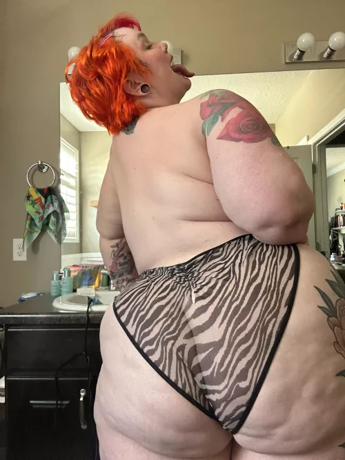 Dinner is served by Mercilys