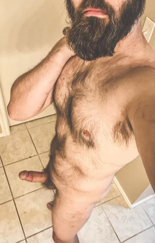 Forgive the messy beard…just woke up like this 🥱 by Fun_Wrangler6149