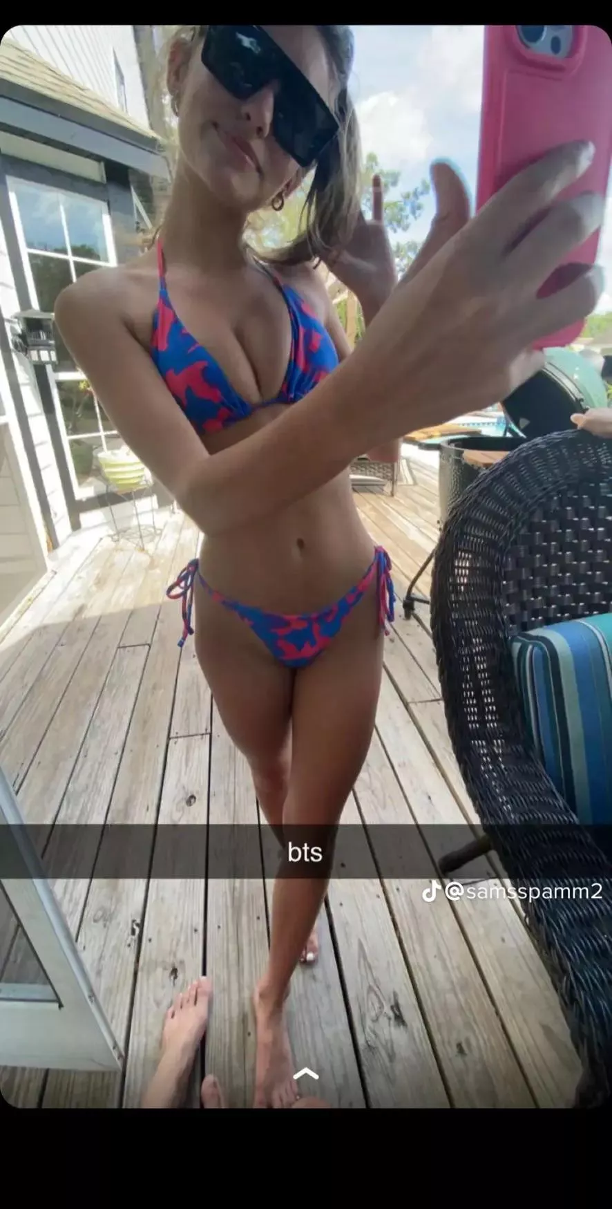 God look how hot she is posted by dangeroisllemp