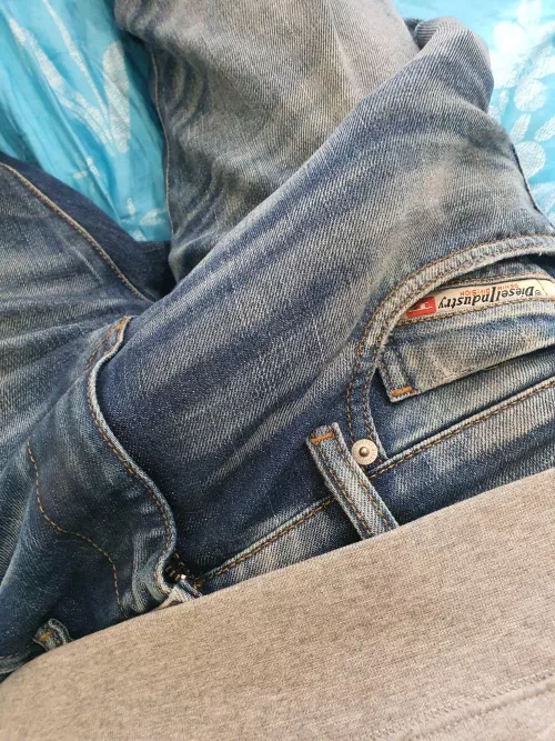 Heyyy by anotherthrowaway3573