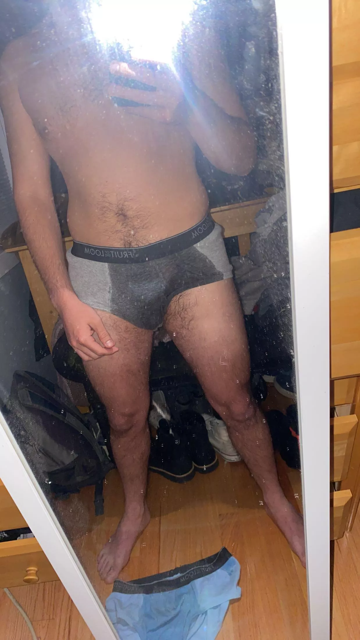 Hmu if you’re into wetting posted by Karatemonkey77777