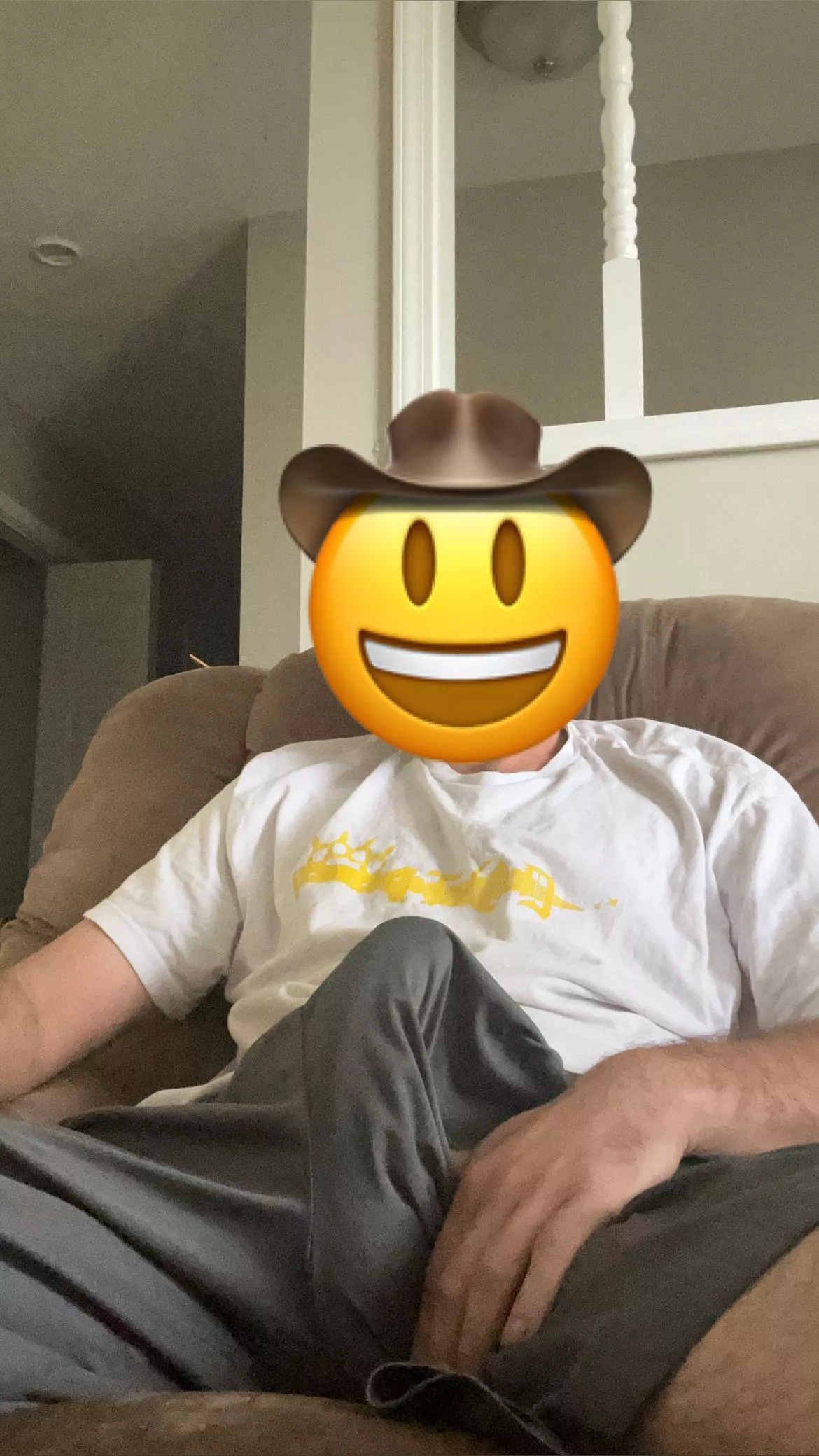 I got a new chair for you👀 posted by 1stworldjosh