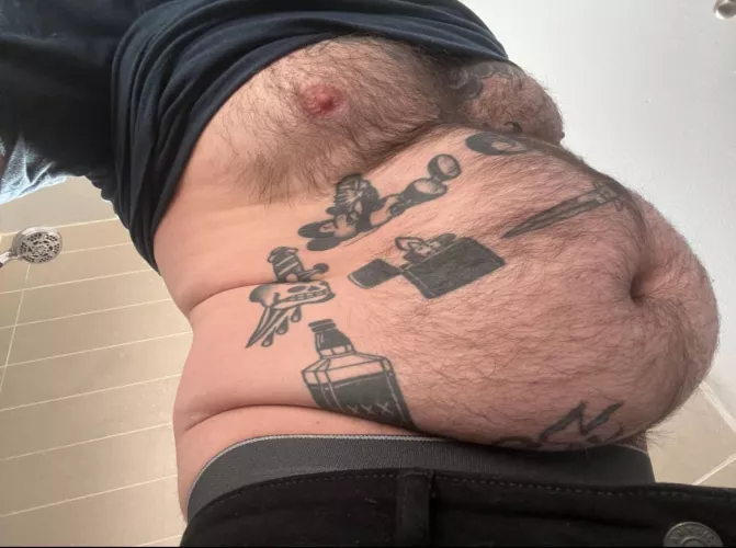 I love my body and when a woman isn’t afraid to squeeze me by wowfancy_