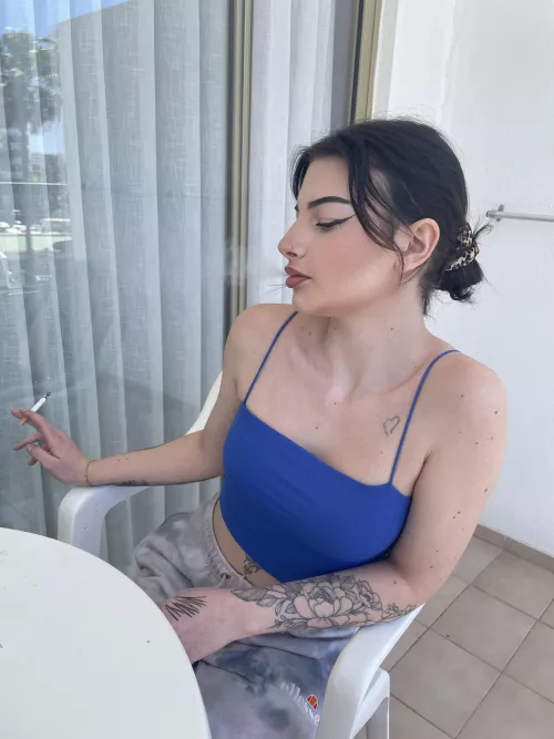 I love to smoke 💨 by ellyandnickk