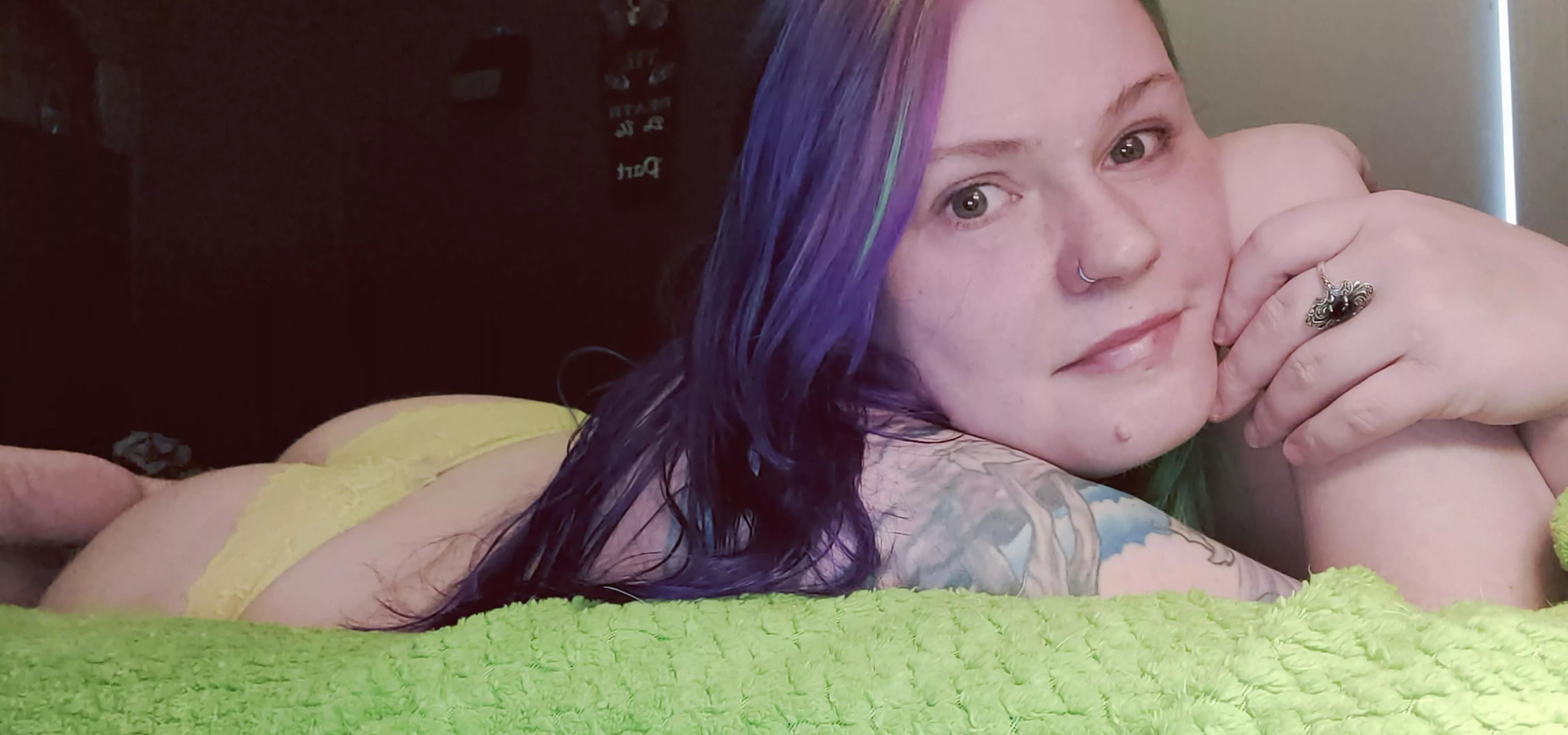 I need someone to join me in bed, I'm lonely posted by TattoosXLace