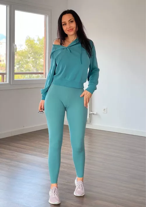 I want to do blowjob every morning by ContributionEmpty341