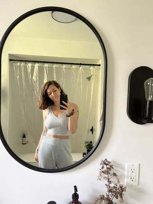 It’s a good day to have a good day ☀️ [f] by maplesyrup_girl