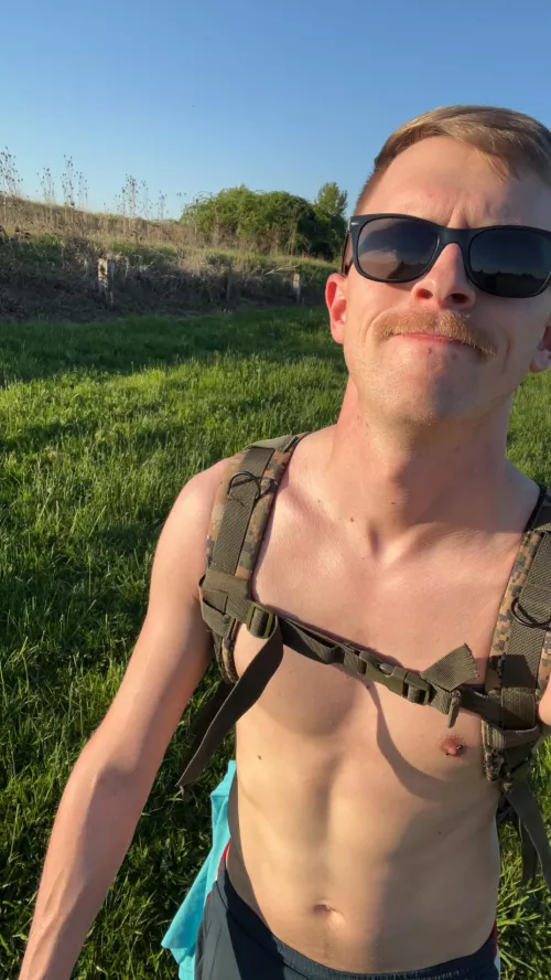 Just another PNW gaybro enjoying the sun by warnern28