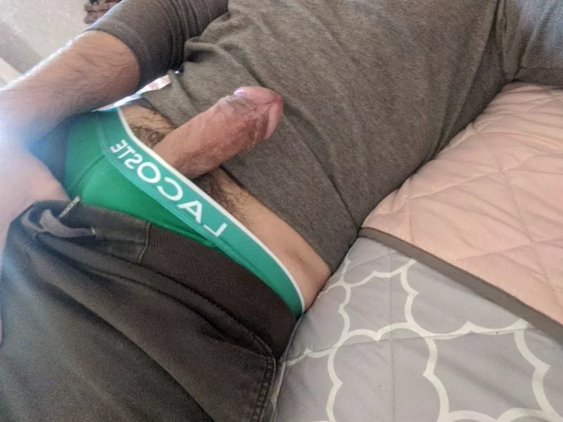 Looking for some extra hands today posted by redcuphandsdown