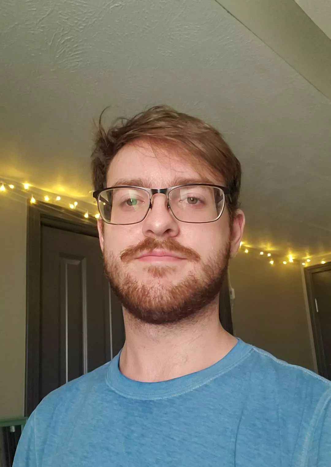 Nothing says Saturday quite like a hangover and bed head posted by Strange_Airlines