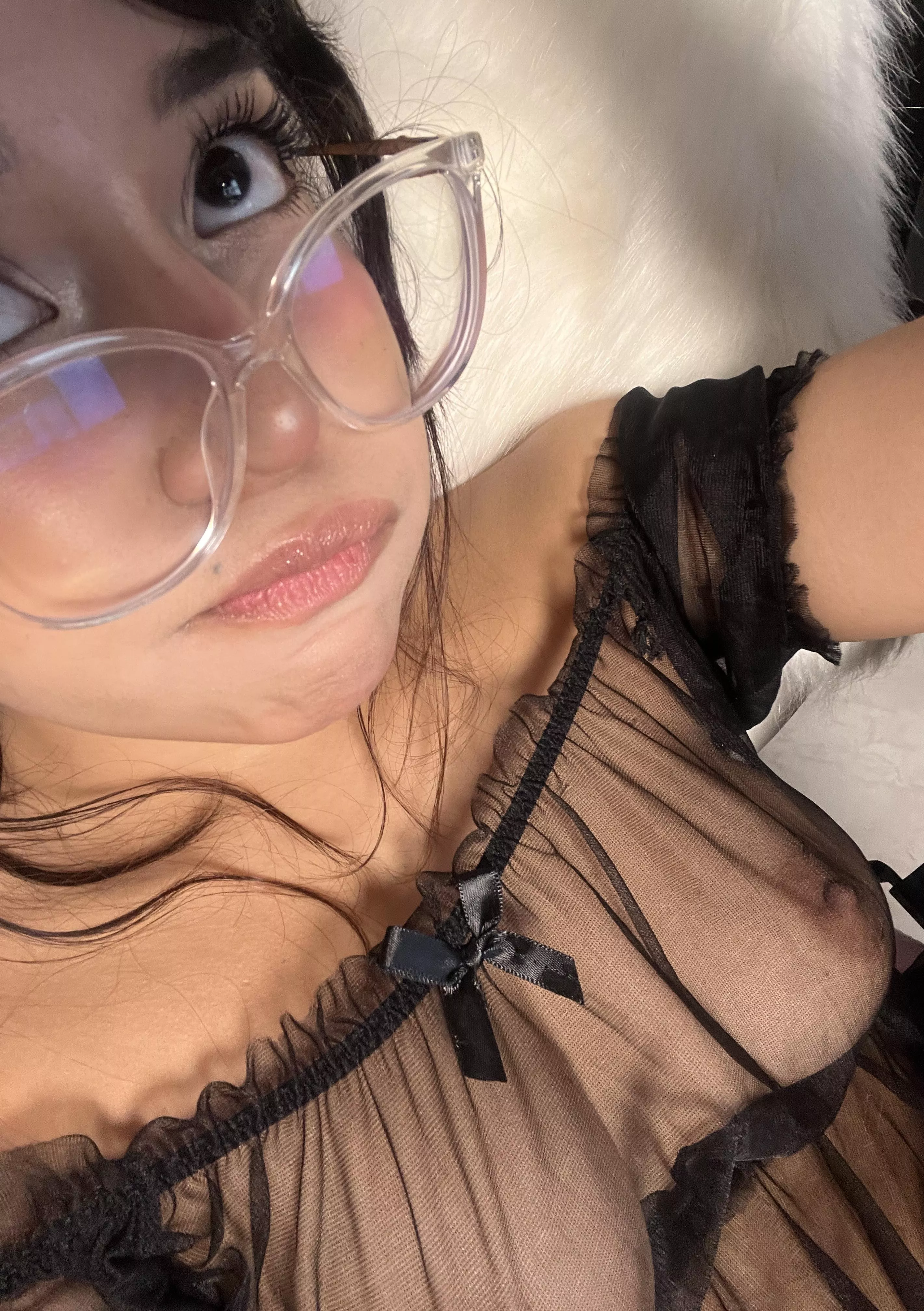 oh hi there posted by Iwishufuckme