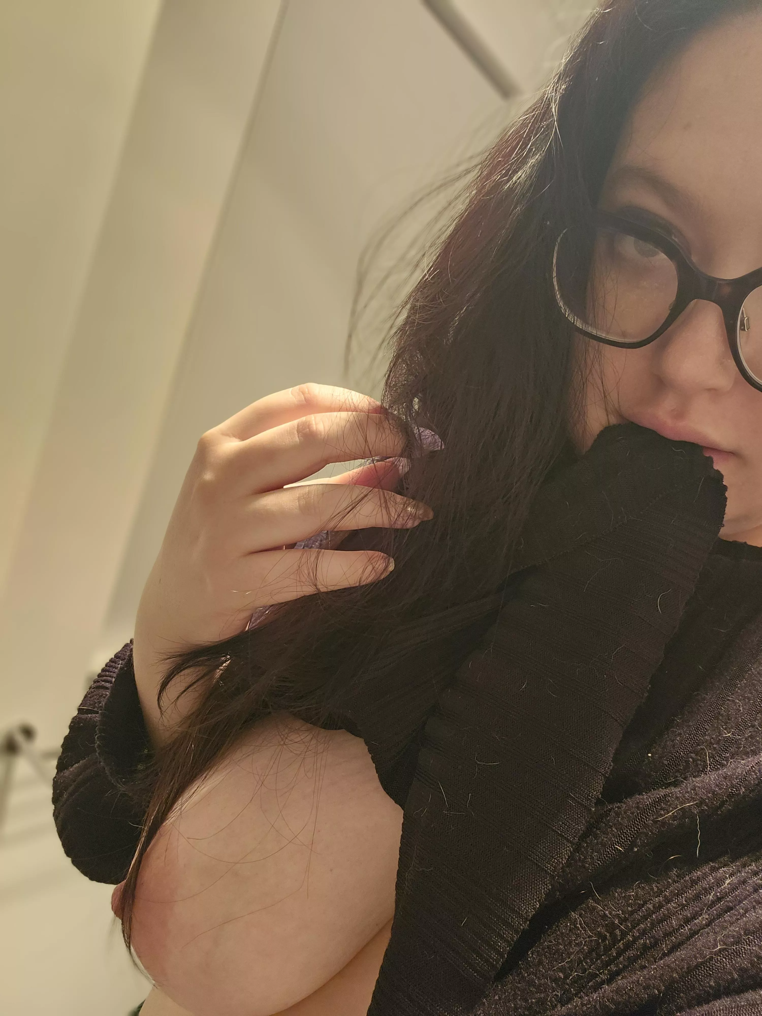 Sleepy vibes posted by Popular-Cress8602