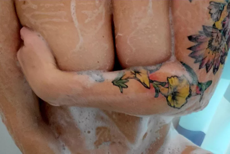 Soapy Saturday!! by nlicious01