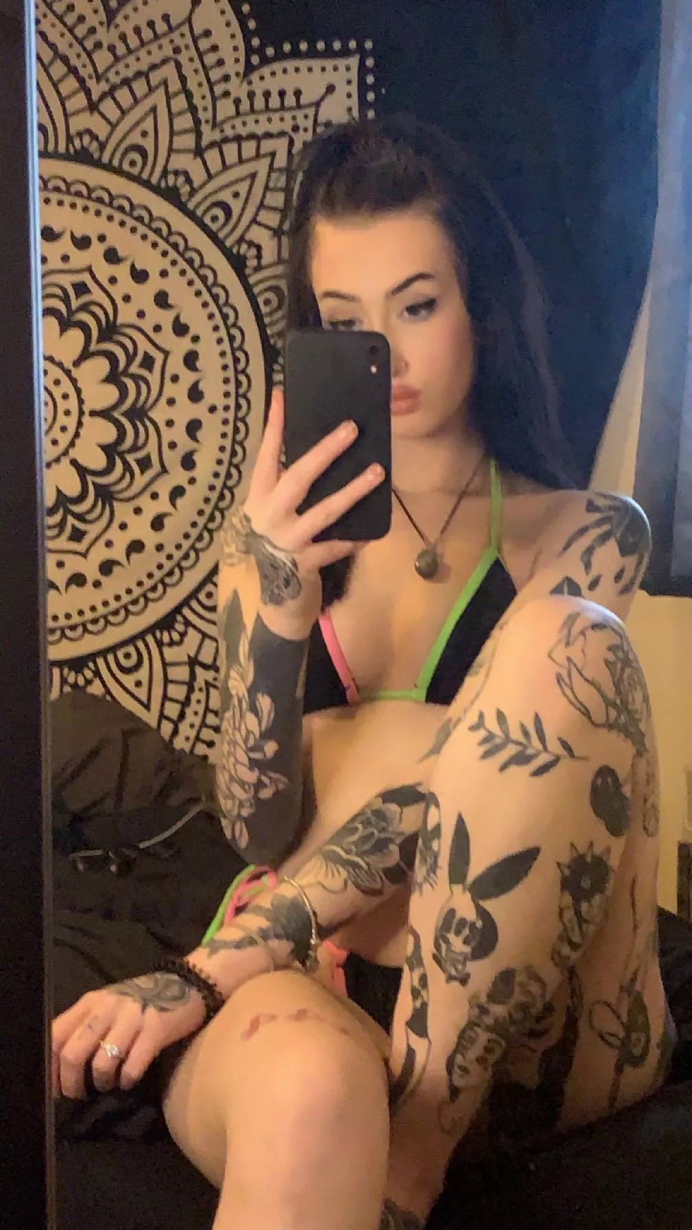 Tatted alt girl 🖤 posted by Xmorgsy