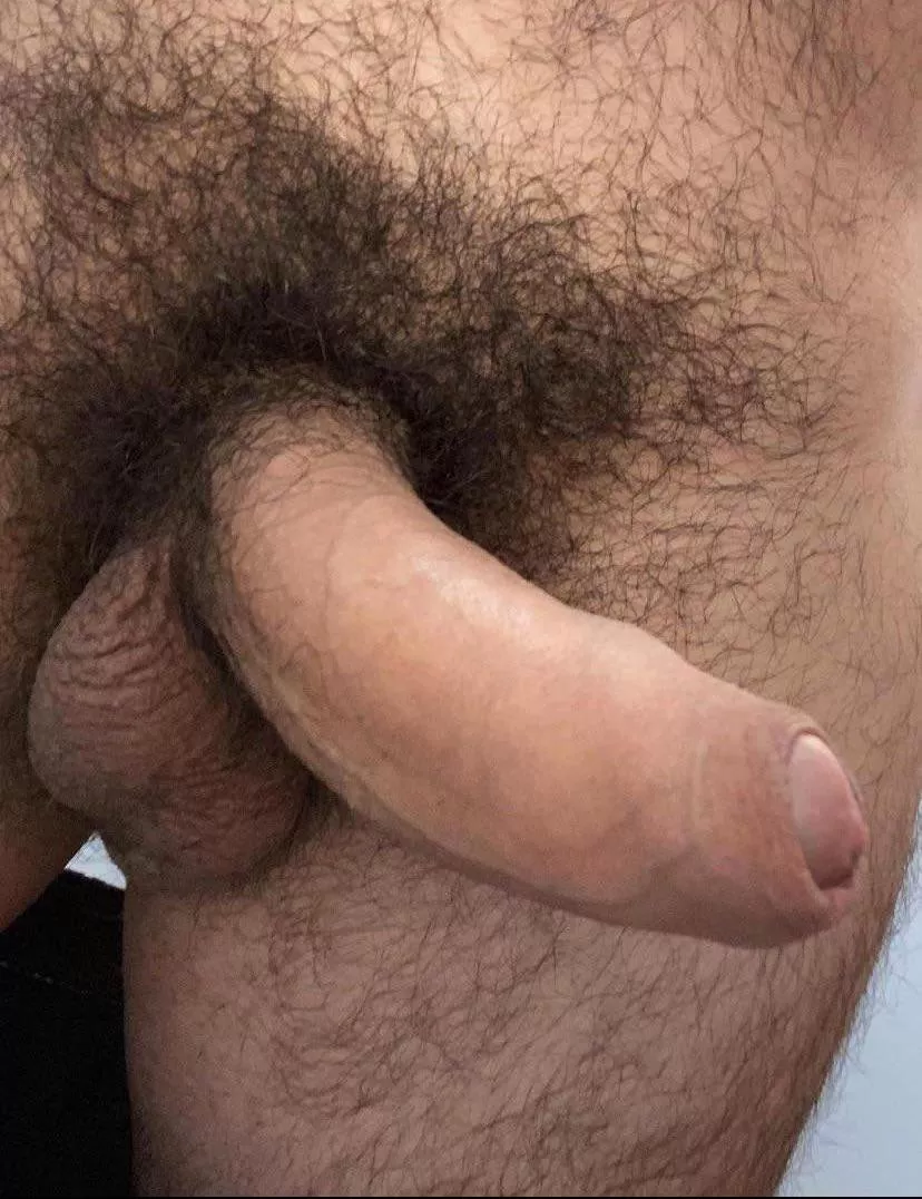 Whose 🍑 can I stretch posted by FatVeinyCock69