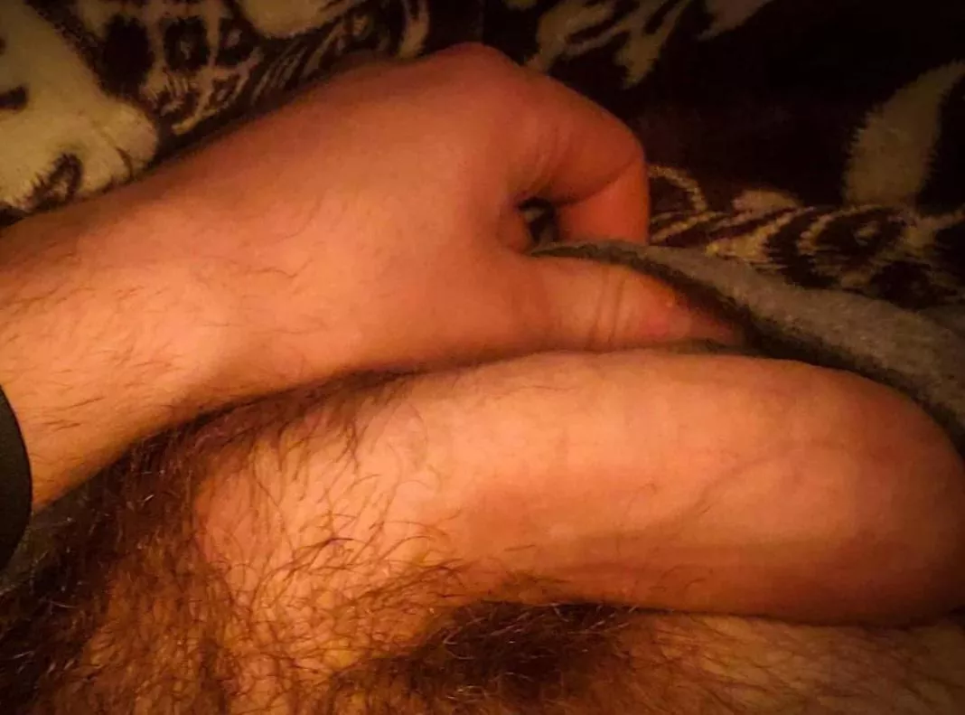Your new Arab daddy. Here to fuck your brains out as I flood you with thick cum. posted by CygnetSociety