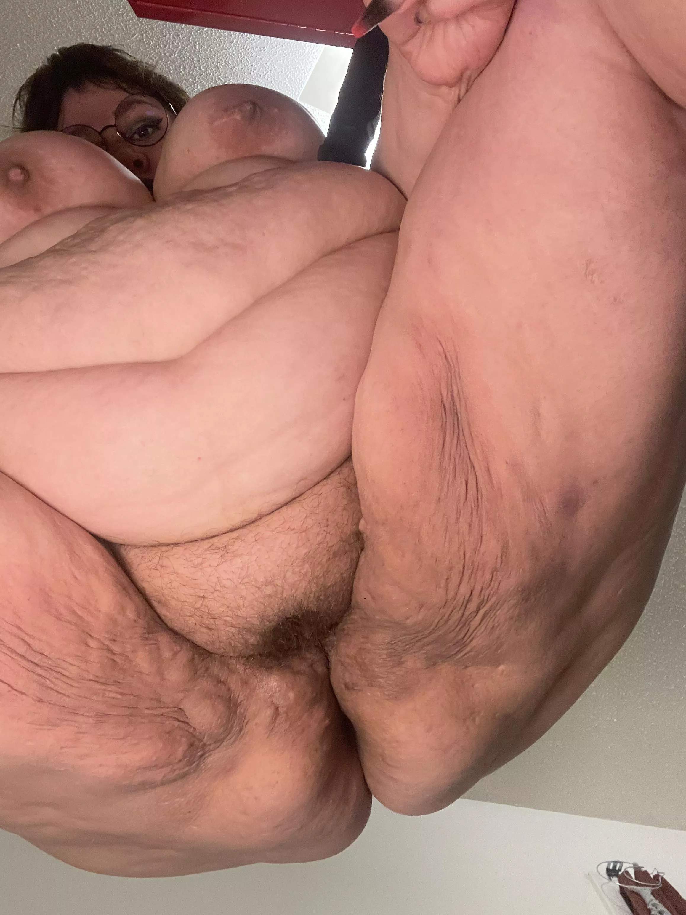 Brace yourself 😈 posted by anomaleespectre