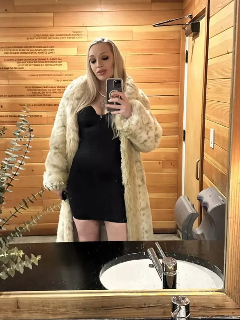 Can I be your trans mommy posted by Outside_Squash6342