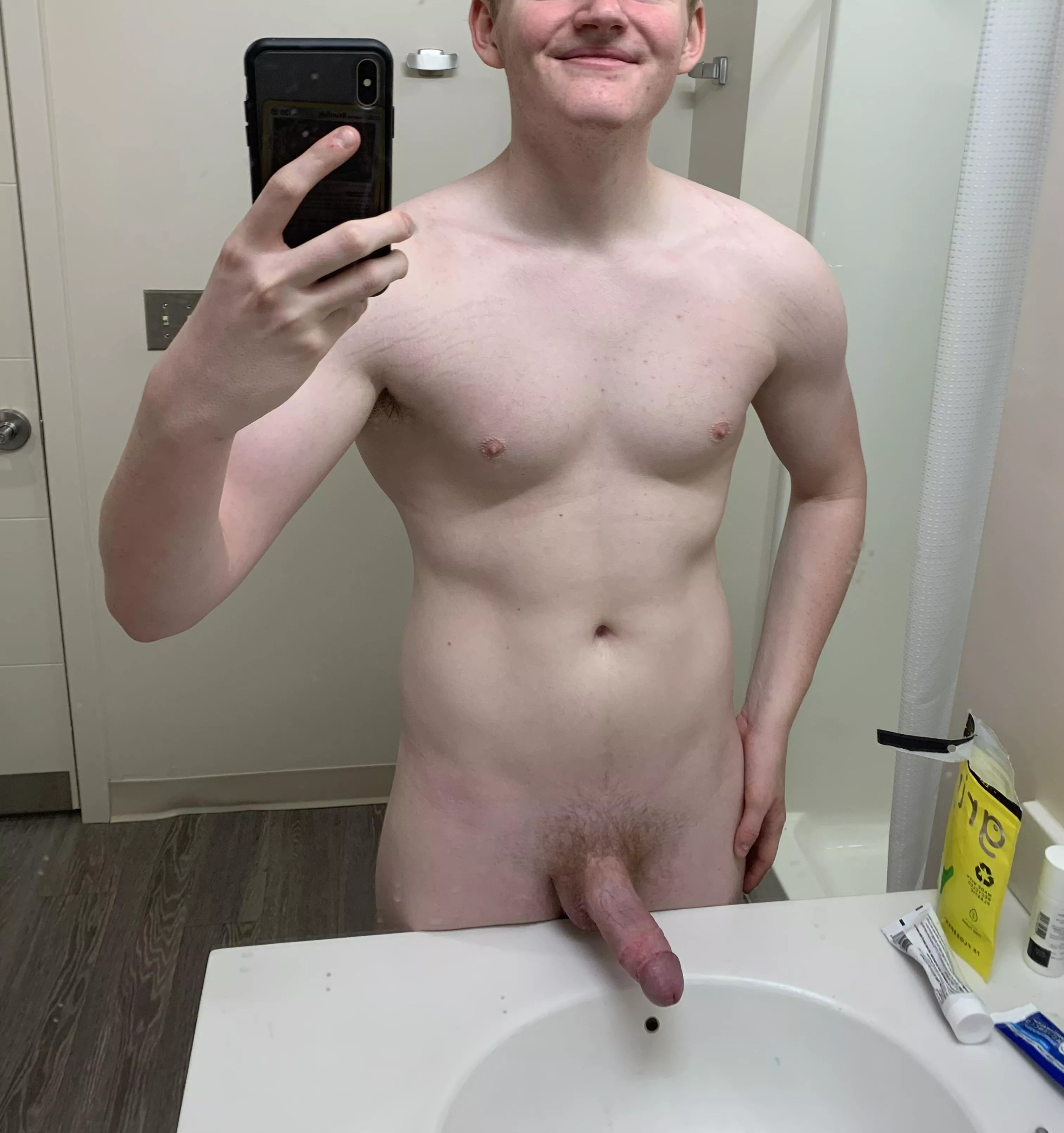 Can you tell I’ve been going to the gym? posted by CoolestThingSince02