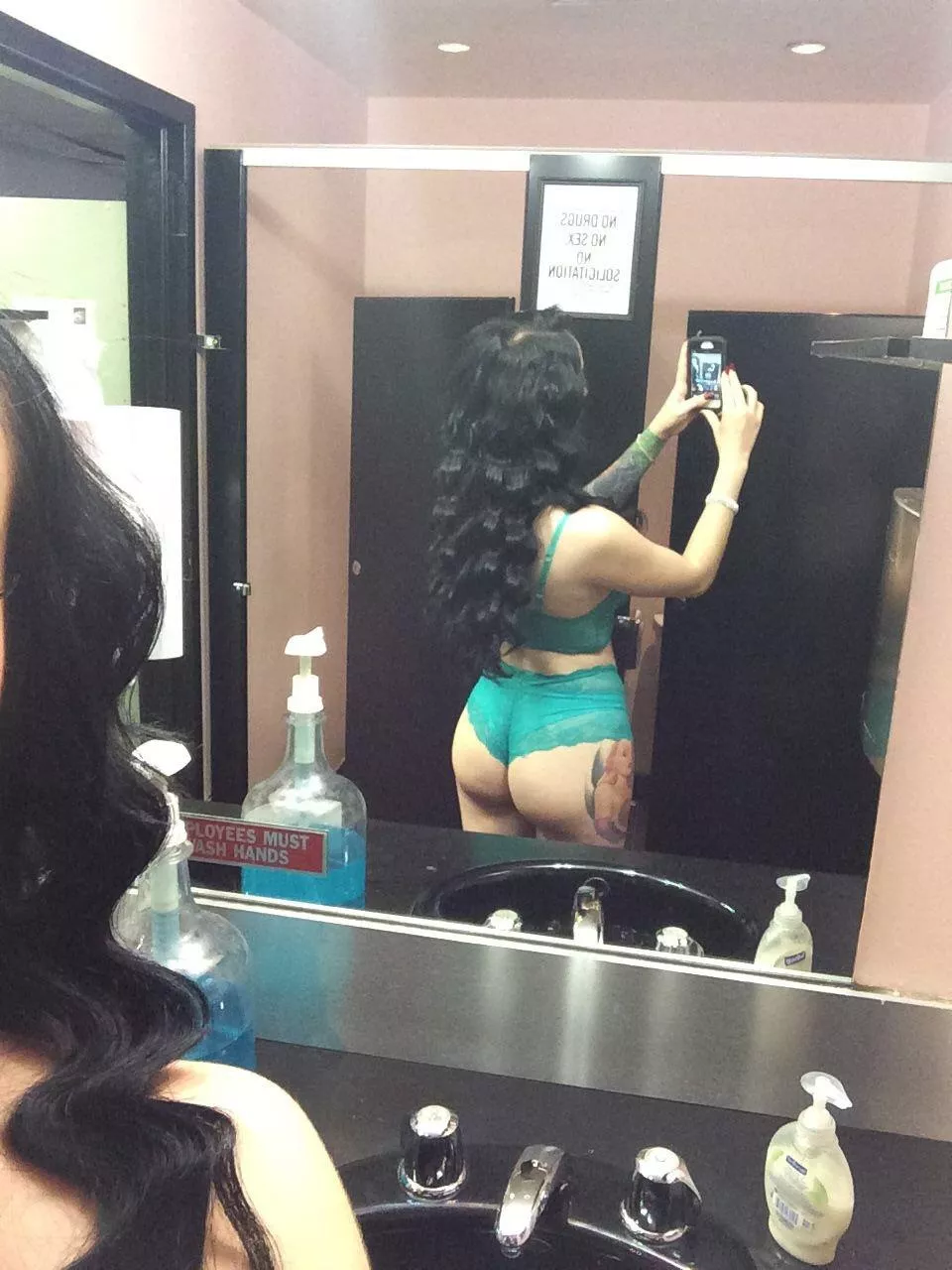 Checking the view from behind posted by stephiree