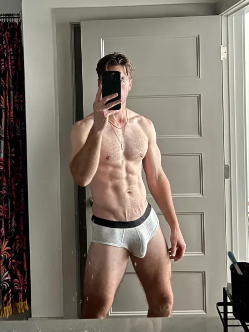 Controversial opinion: bulge pics are hotter than nudes by LegallyNude