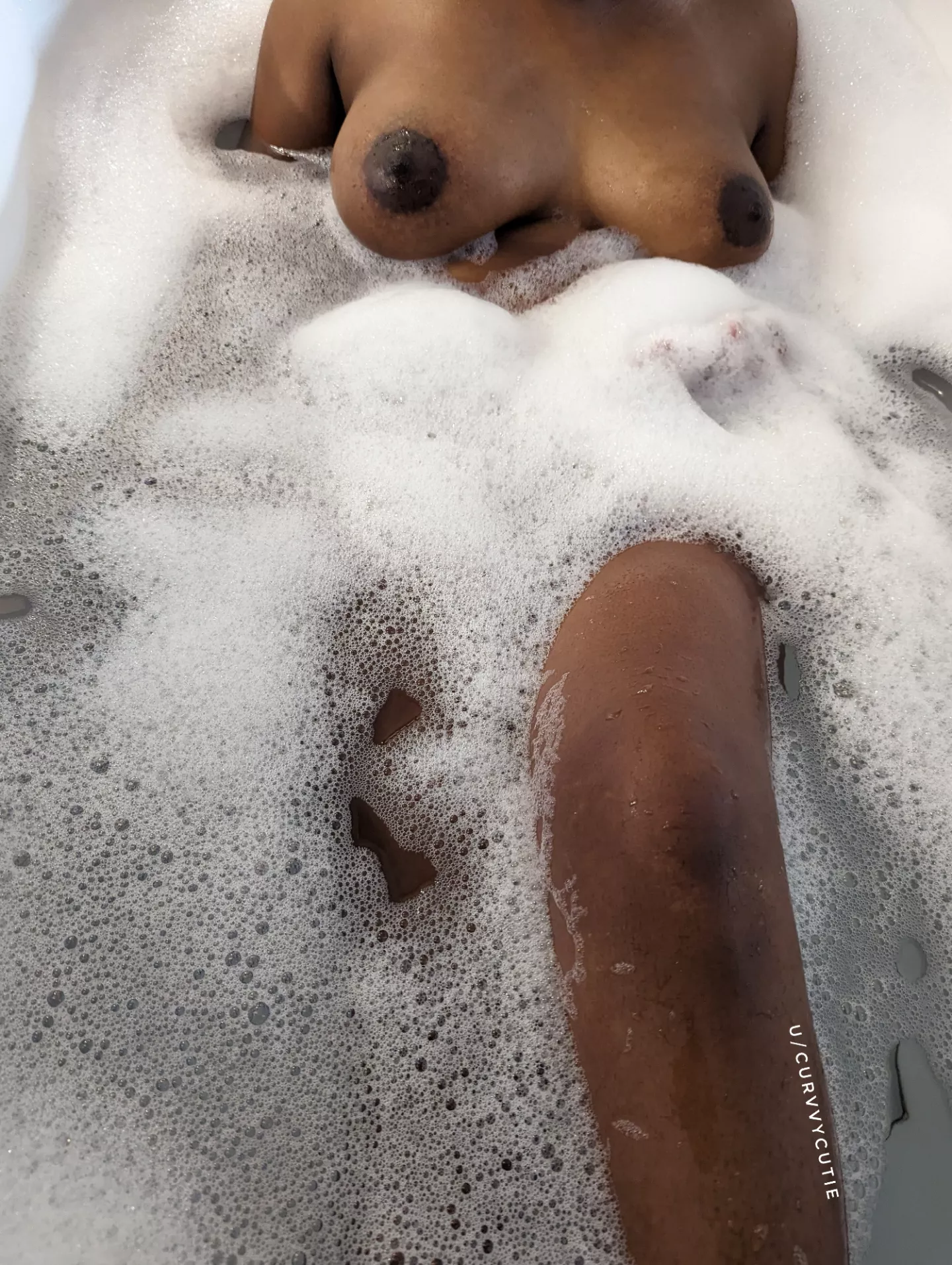 [F] Are you joining? posted by curvvycutie