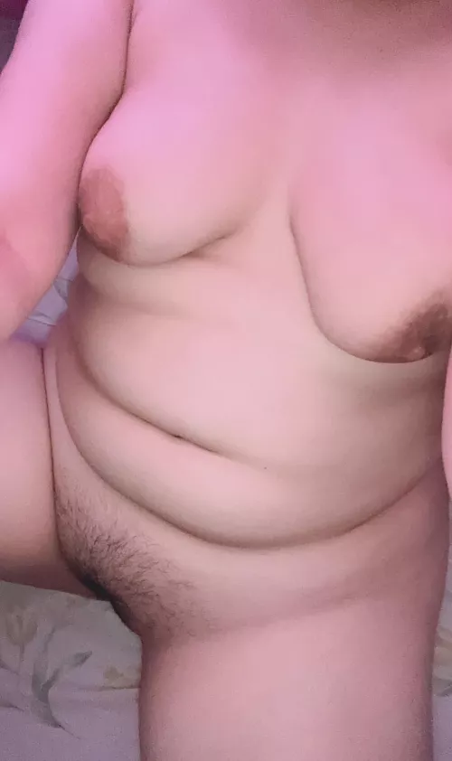 (f) too hot to wear clothes by yathiccgirlll