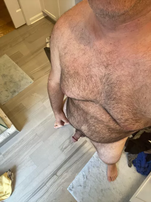 Fresh out of the shower by Br1584