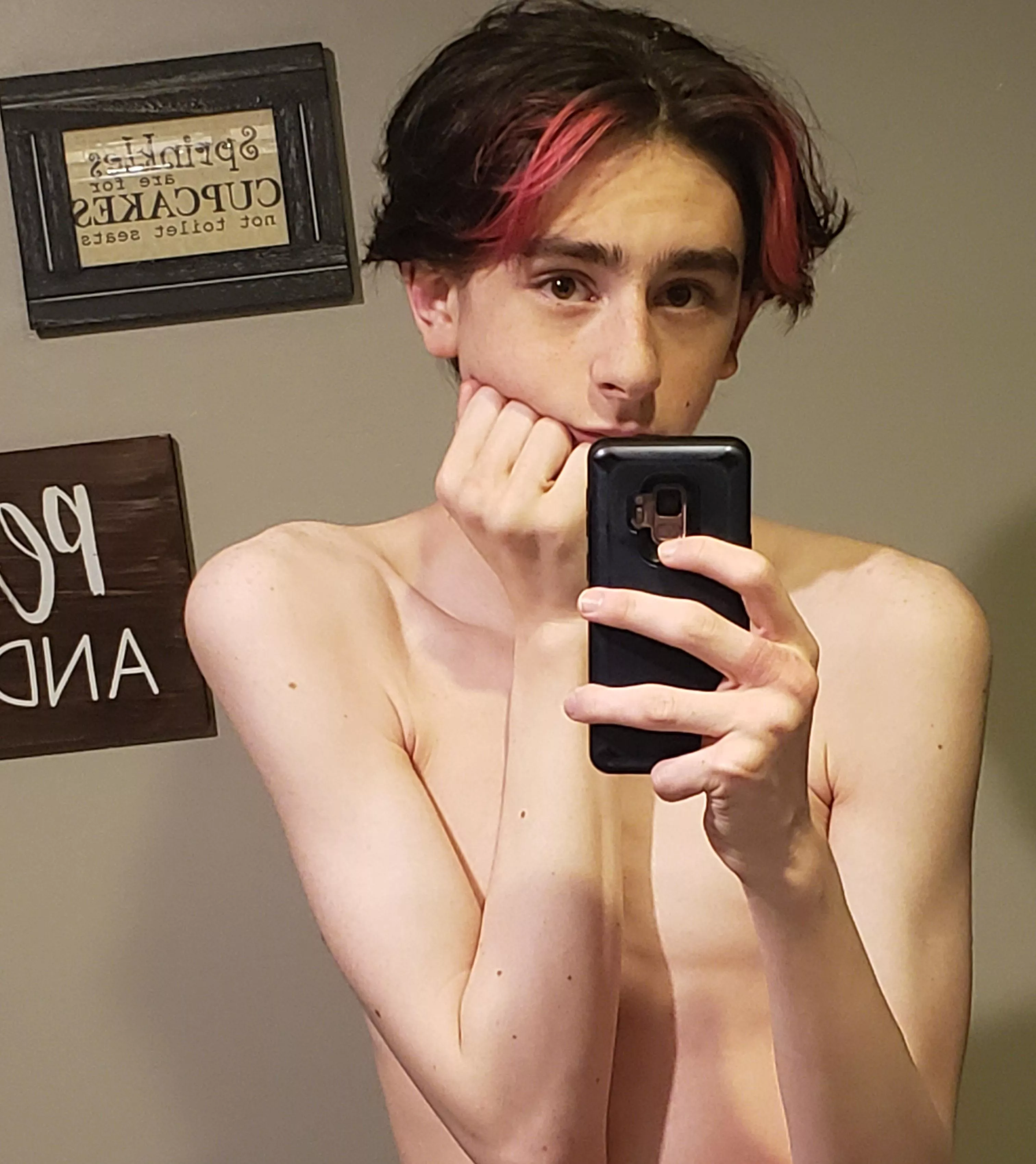 Hey I'm a shy twink looking to be someone's obedient little slave posted by Fishgobrrrrr