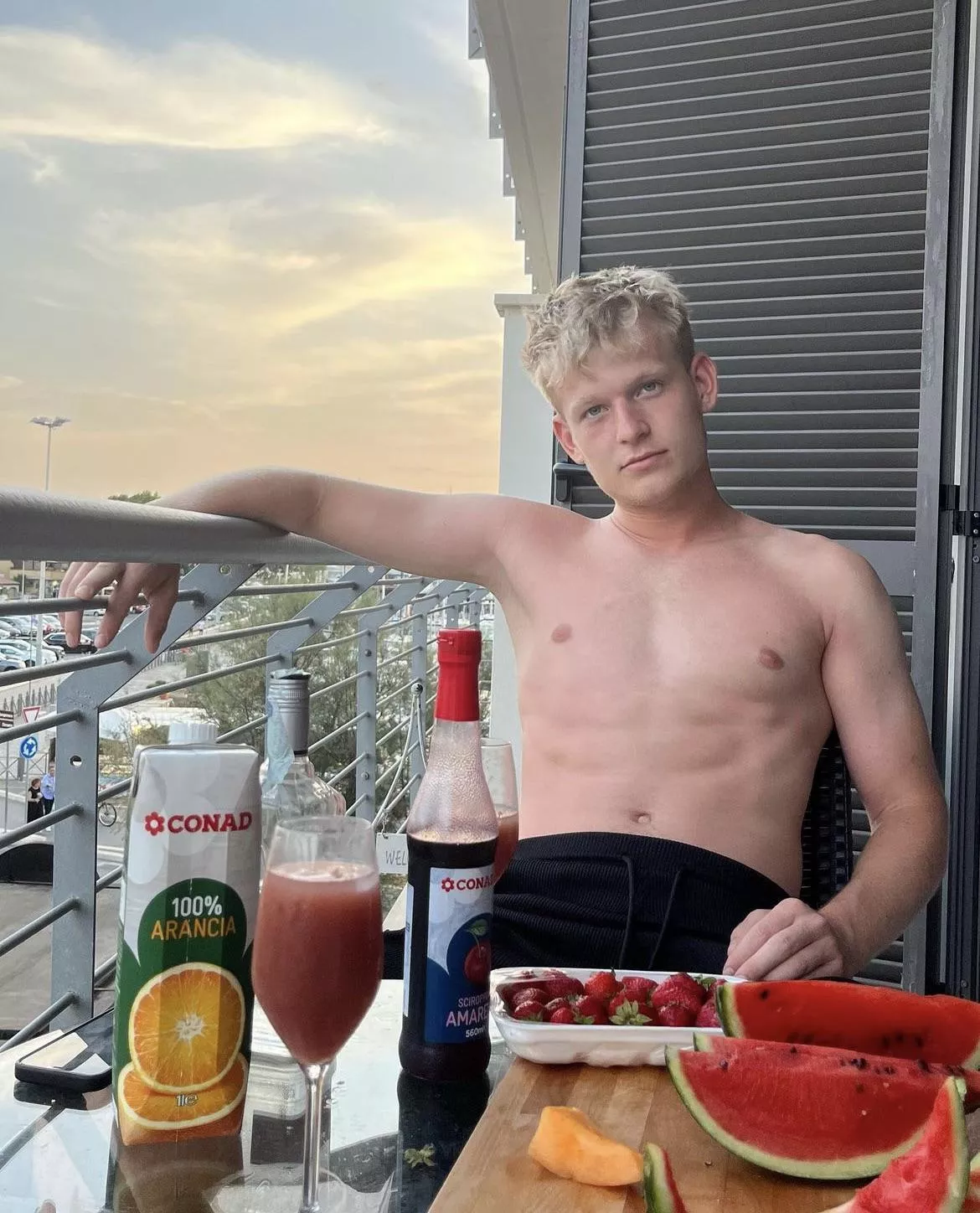 Hey, whats up? posted by TobiasAskkoldd