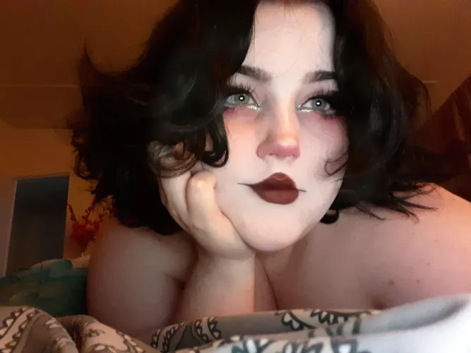 Hiiiii 💕 by CherriBomb02