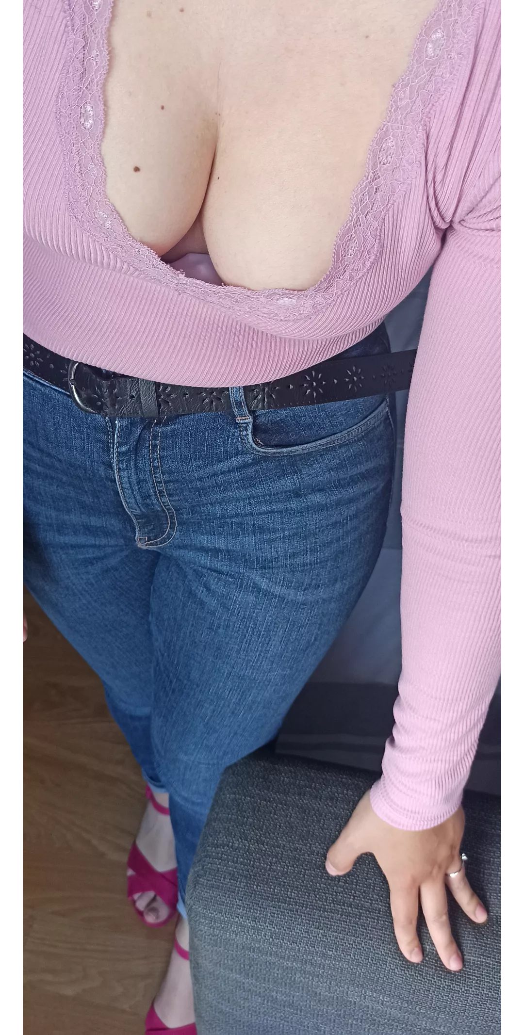 Hot Sunday... posted by marta_feetiberian