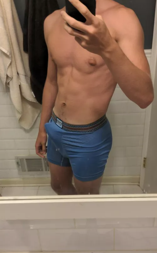How does this sub like younger men like me? (18) by anonycock74