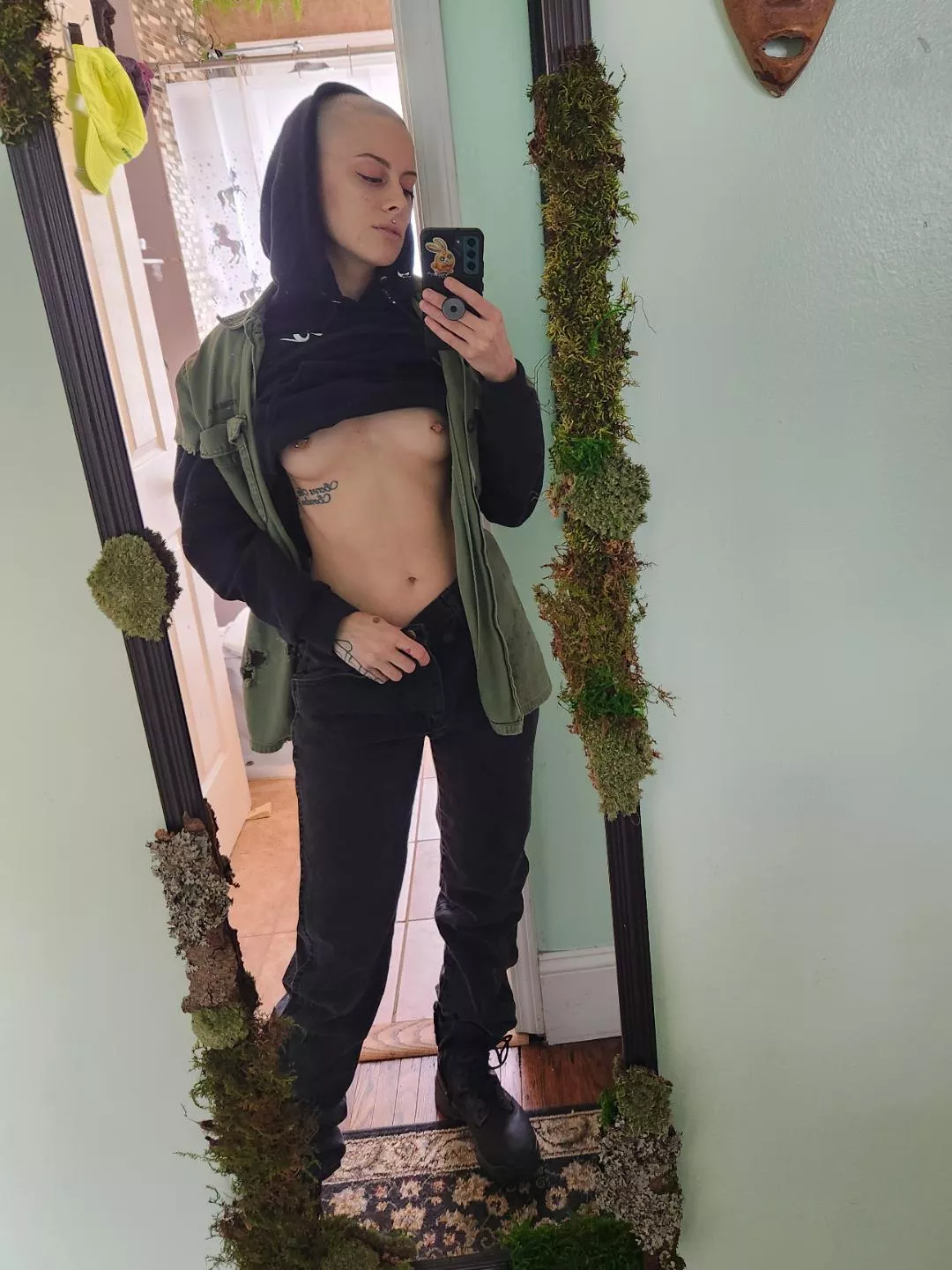 I could use some help with the button on my jeans posted by LayneeDivinee