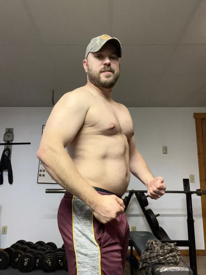 I just wanna say thanks for all the support I get on this sub, guys! Hope you all have a great week. 💪🏼🐻 posted by camohatjock