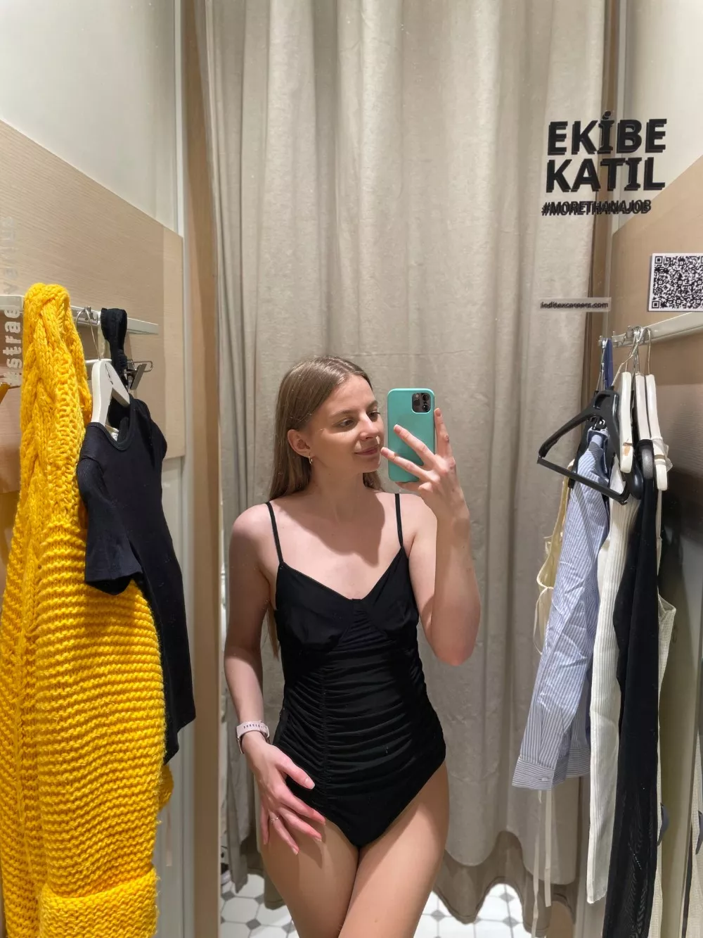 I love changing rooms 🥰 posted by thereonvacate