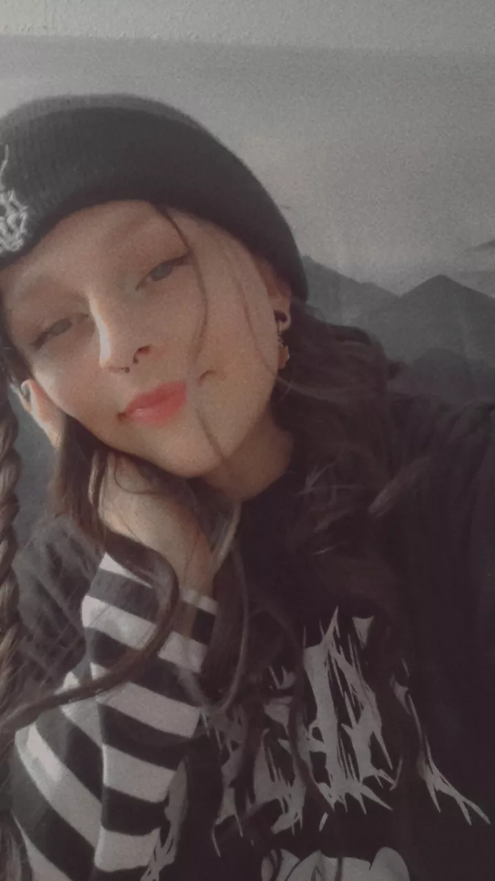 if ur reading this goodnight ✨️💓 (say it back 😤) posted by LegandOfKane