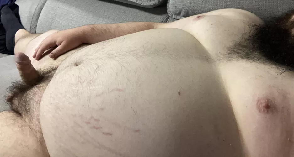 Just laying around tonight by KnowledgeHuman7613