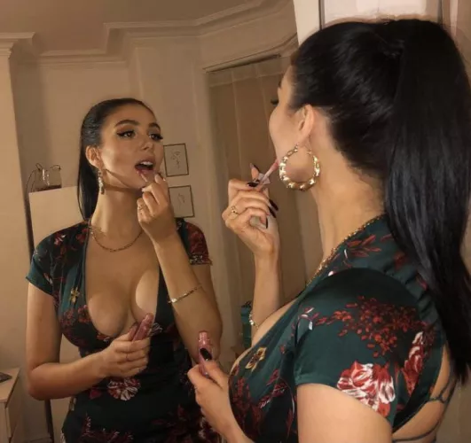 Lip gloss by jerked_321